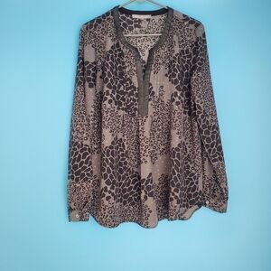 Daniel Rainn Gray and Black Animal Print Blouse